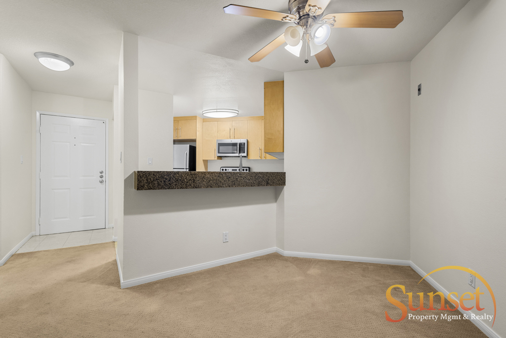 7565 Charmant Drive #512