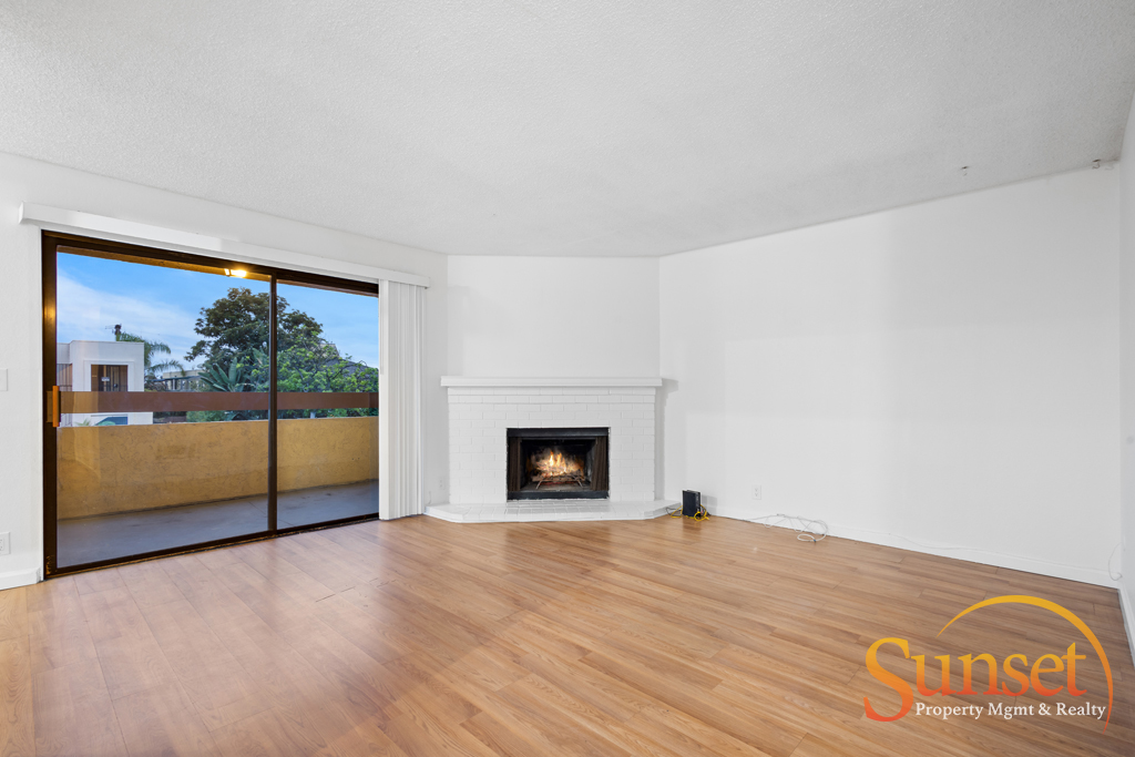 1672 Emerald Street #3